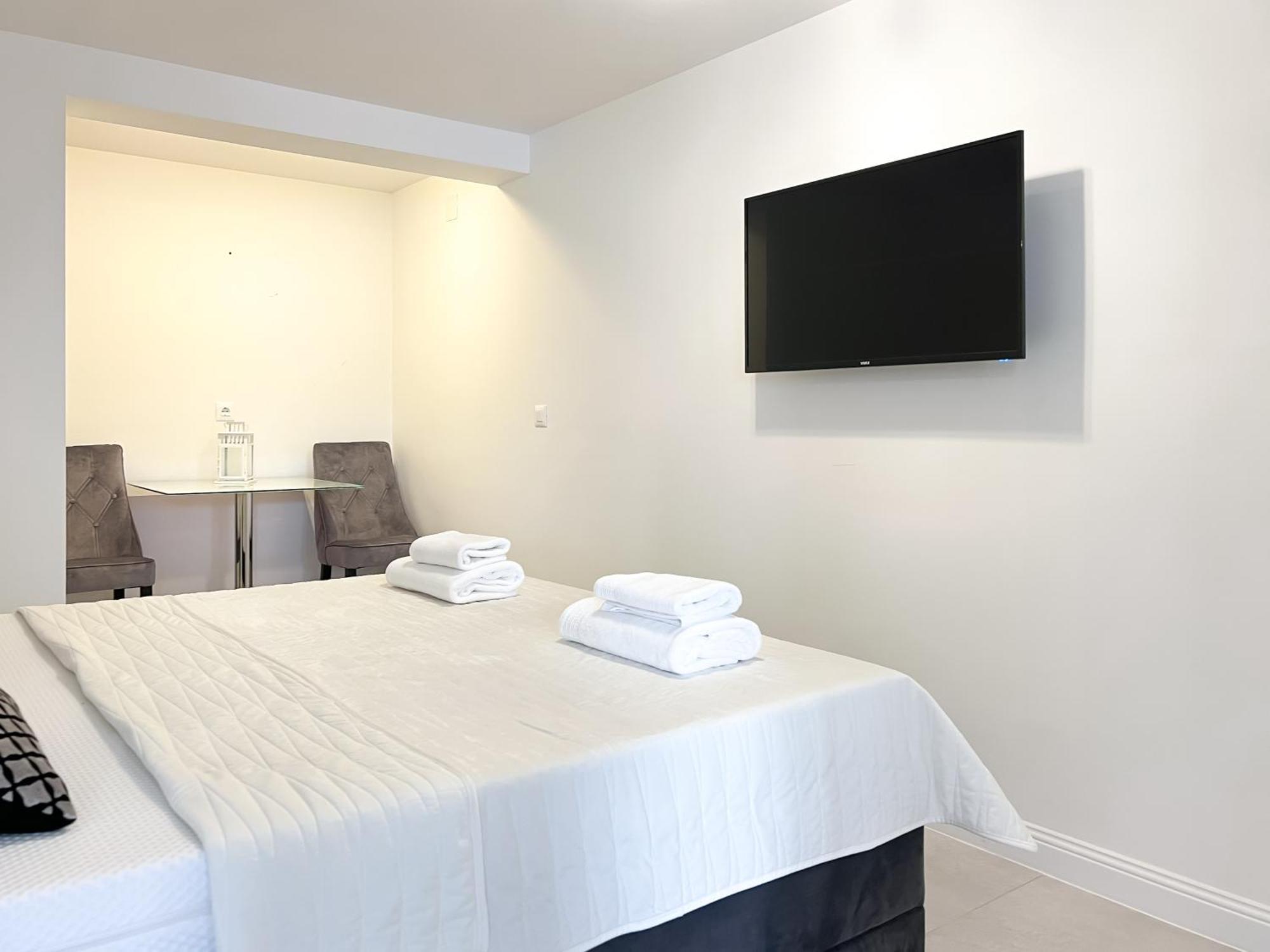 Apartments Larus Baška Voda Habitación foto