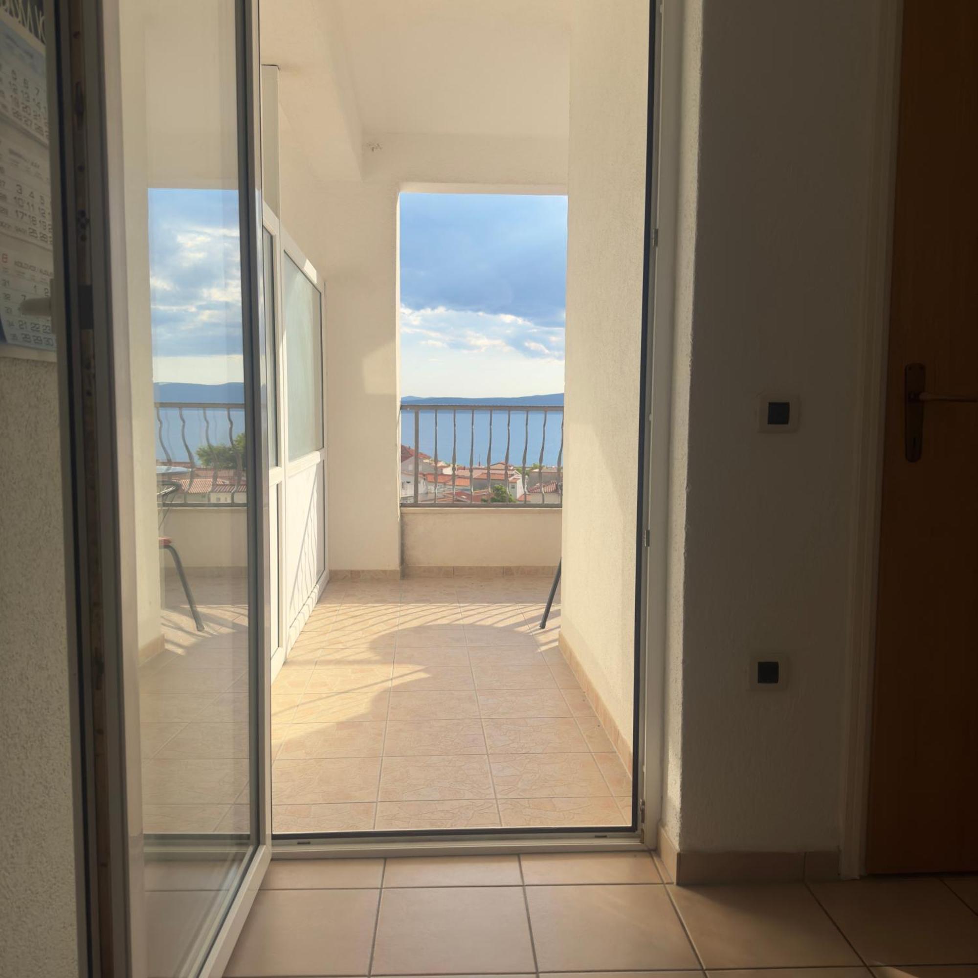 Apartments Larus Baška Voda Habitación foto